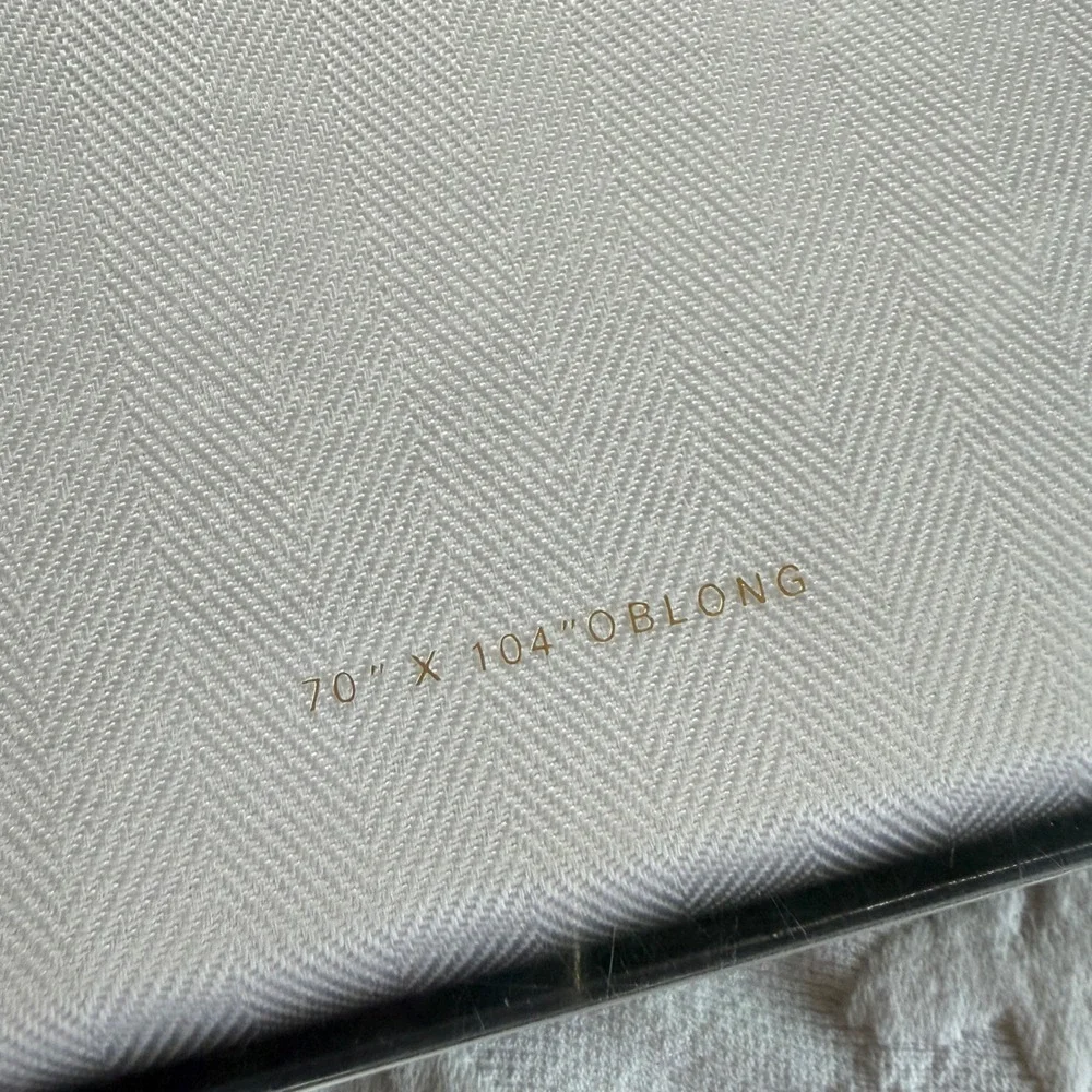 Ralph Lauren Tablecloth Home 70x104 White portrait Tuxedo Herringbone Oblong